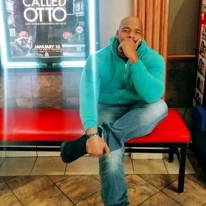 Meet your Posher, The monroe